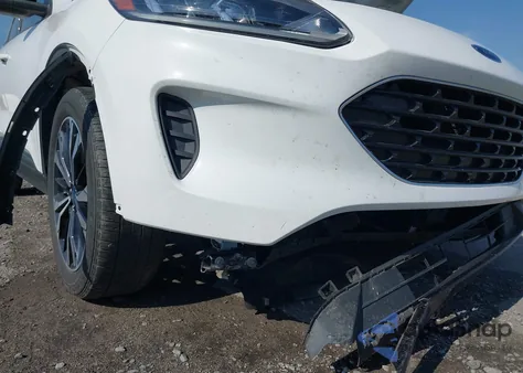 2021 Ford Escape Se z USA, uszkodzony, nr VIN 1FMCU0G6XMUB32625